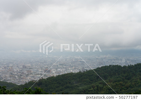 山梨縣甲府市甲府市天際雨(九月) 山梨縣甲府市甲府市天際雨(九月) 50277197
