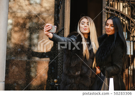 luxury girls 50283306