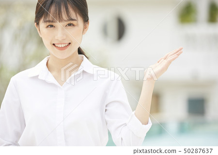 女度假村員工 50287637