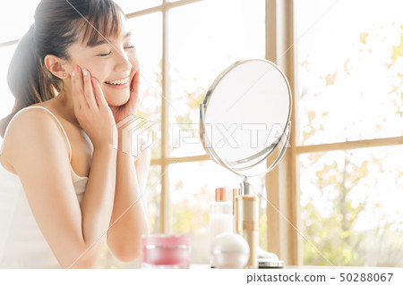 Women beauty 50288067