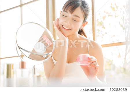Women beauty 50288089