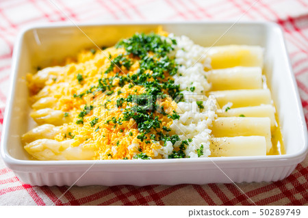 White asparagus mimosa salad White asparagus mimosa salad 50289749