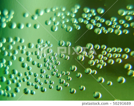 Movable, active bubbles in mineral water Movable, active bubbles in mineral water 50291689