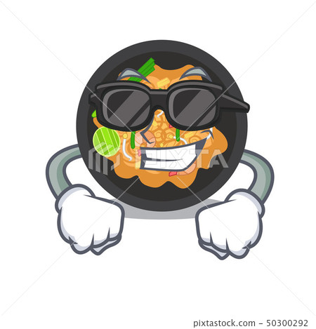 Super cool pat thai served in character bowl 50300292