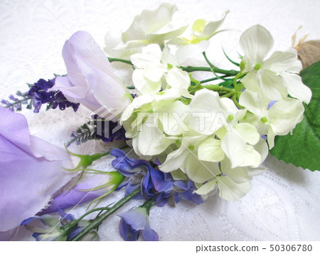 人造花的花的佈置 人造花的花的佈置 50306780