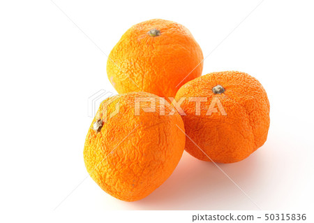 Wrinkled oranges Wrinkled oranges 50315836
