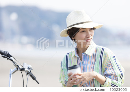 Woman relax Woman relax 50323003