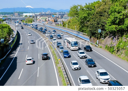 Highway congestion 50325057