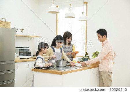 Family living dining 50329240