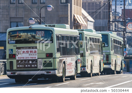 京都公共汽車早晨四條通 50330444
