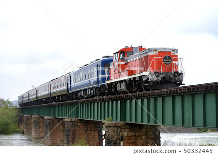 橫跨鐵橋的DE10DL Banetsu故事 50332445
