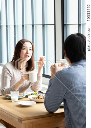 Lifestyle lover newlywed image 50333262