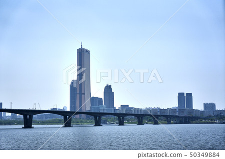 Spring 2019, Hangzhou River City Park Scenery 50349884