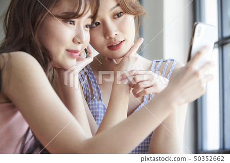 女性朋友生活方式 女性朋友生活方式 50352662