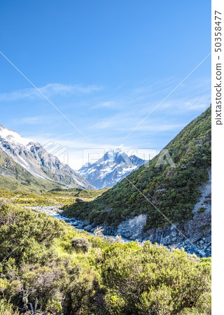 在庫克山國家公園的妓女谷卡車 50358477