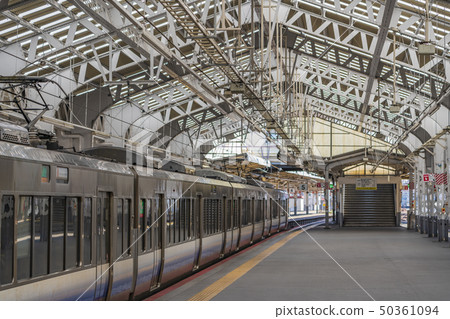 天王寺站Hanwa線通勤列車 50361094