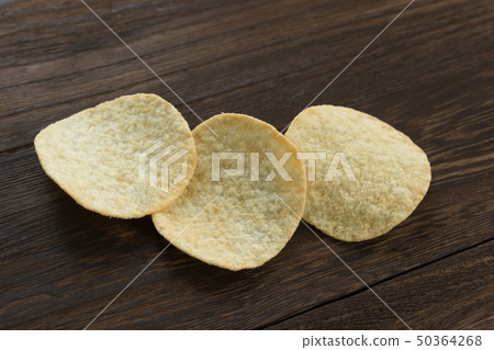 Molded potato chips Molded potato chips 50364268