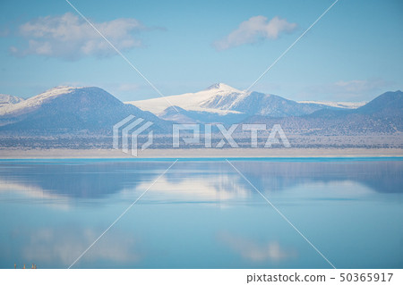 Mono Lake in the Eastern Sierra Nevada Mono Lake in the Eastern Sierra Nevada 50365917