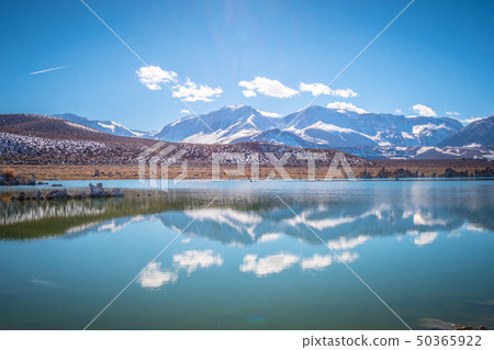 Mono Lake in the Eastern Sierra Nevada Mono Lake in the Eastern Sierra Nevada 50365922