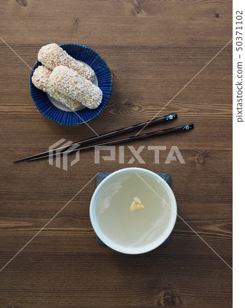 韓國傳統飲料Sikhye和Han 韓國傳統飲料Sikhye和Han 50371102