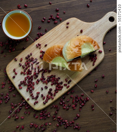 甘藷和紅豆和甜酸奶油 甘藷和紅豆和甜酸奶油 50371410