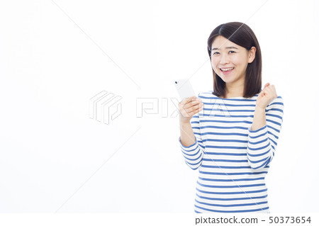 Female smartphone in her 30s Female smartphone in her 30s 50373654