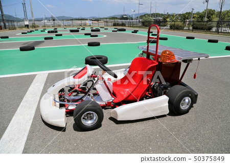 Go-kart running on solar power Go-kart running on solar power 50375849