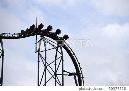 roller coaster  50377518