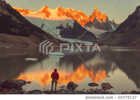Cerro Torre 50378137