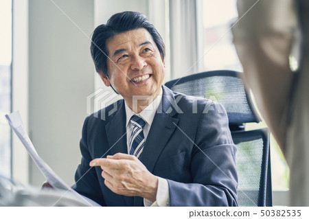 業務現場向上級匯報 50382535