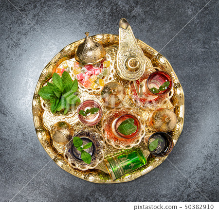 Tea glasses mint leaves Golden decorations 50382910