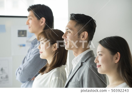 Portrait 4 men and women Portrait 4 men and women 50392243