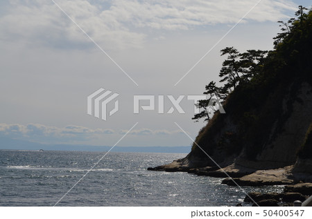 Kamakura, Enoshima of the fine weather, facing the sea from Inamuragasaki 50400547