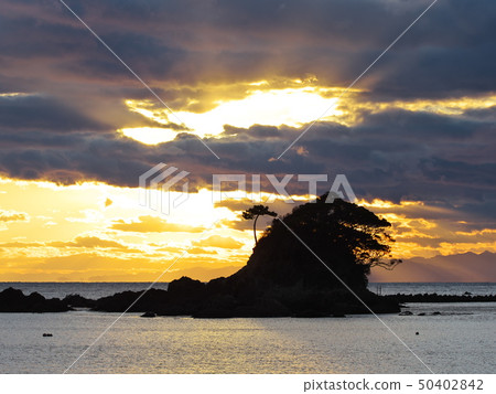 Evening view of Shima Peninsula Azurihama Suzume Island Evening view of Shima Peninsula Azurihama Suzume Island 50402842