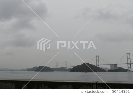 Kurushima Strait Bridge，下雨，被淋濕，四月，Shimanami Kaido，Oshima 50414591
