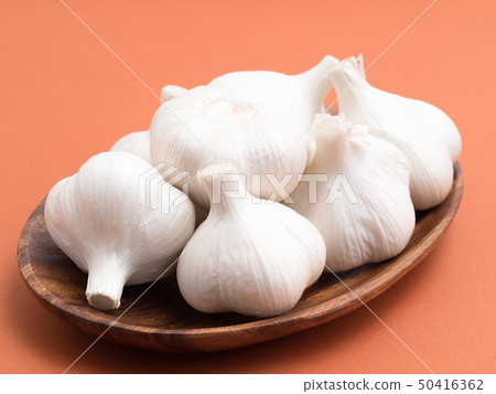 garlic  50416362