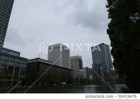 The moat of the Imperial Palace on the last day of Heisei The moat of the Imperial Palace on the last day of Heisei 50419476