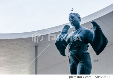 Women wear kimono sculpture in Kumamoto train Women wear kimono sculpture in Kumamoto train 50420528