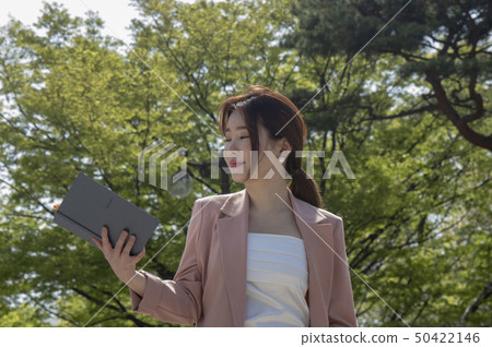 韓國女商人的休息 50422146