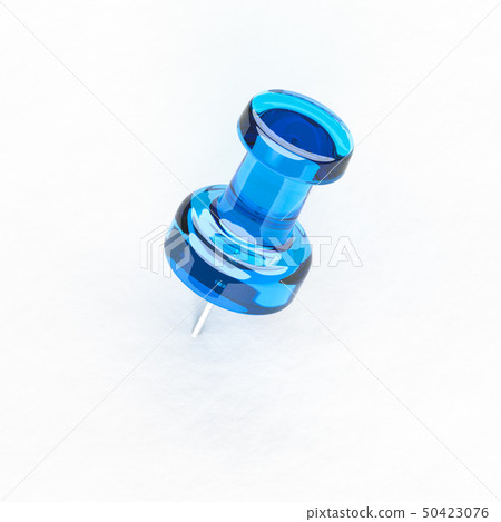 Illustration CG of blue push pin holding notes 50423076