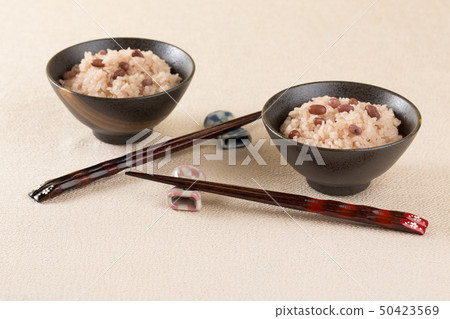 Married niece and red rice Married niece and red rice 50423569