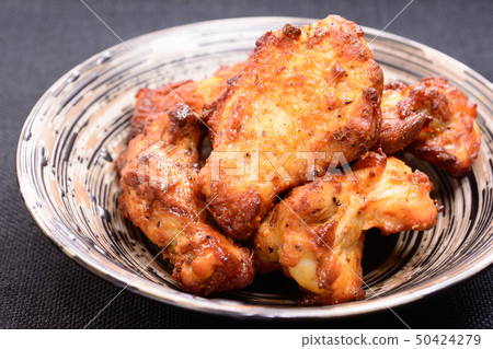 Delicious grilled chicken 50424279