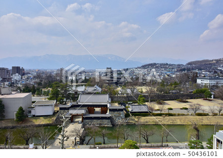 National Treasure Matsumoto Castle and Northern Alps (from the observation hall of the city hall) National Treasure Matsumoto Castle and Northern Alps (from the observation hall of the city hall) 50436101