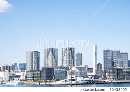 Urban landscape of the waterside with a tower apartment Urban landscape of the waterside with a tower apartment 50438405