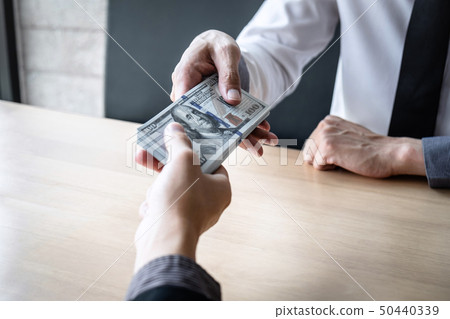Dishonest cheating in business illegal money, 50440339