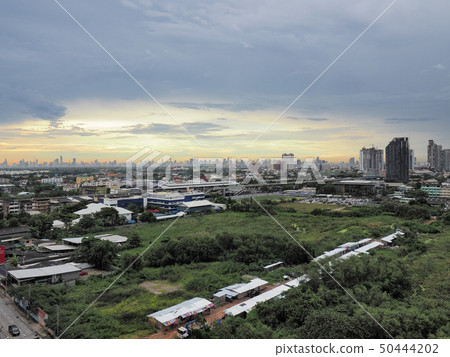 Thailand Samut Prakarn "Gallery Condominium-Behrin" from the center of Bangkok Mahanakorn Thailand Samut Prakarn "Gallery Condominium-Behrin" from the center of Bangkok Mahanakorn 50444202