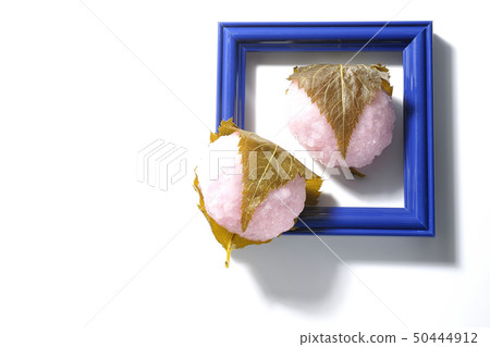 Picture frame and cherry blossom bowl Picture frame and cherry blossom bowl 50444912