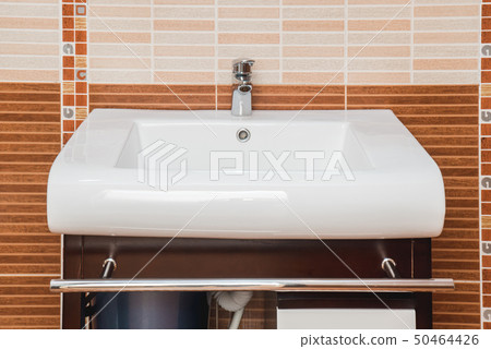 The photo of a sink in a bathroom 50464426