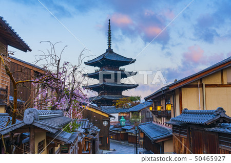 Kyoto Spring Yasaka Tower (Hokanji Temple) 50465927
