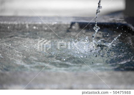水濺 50475988